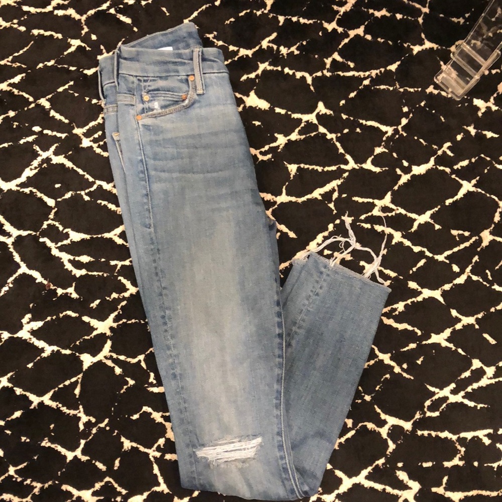 Mother high waisted looker size 24